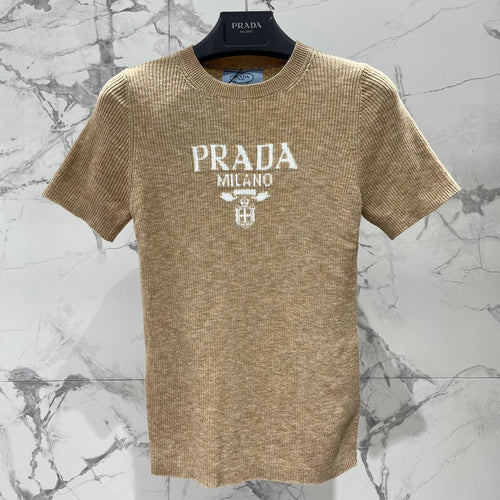 PRADA 26S SHORT-SLEEVE T-SHIRT 687
