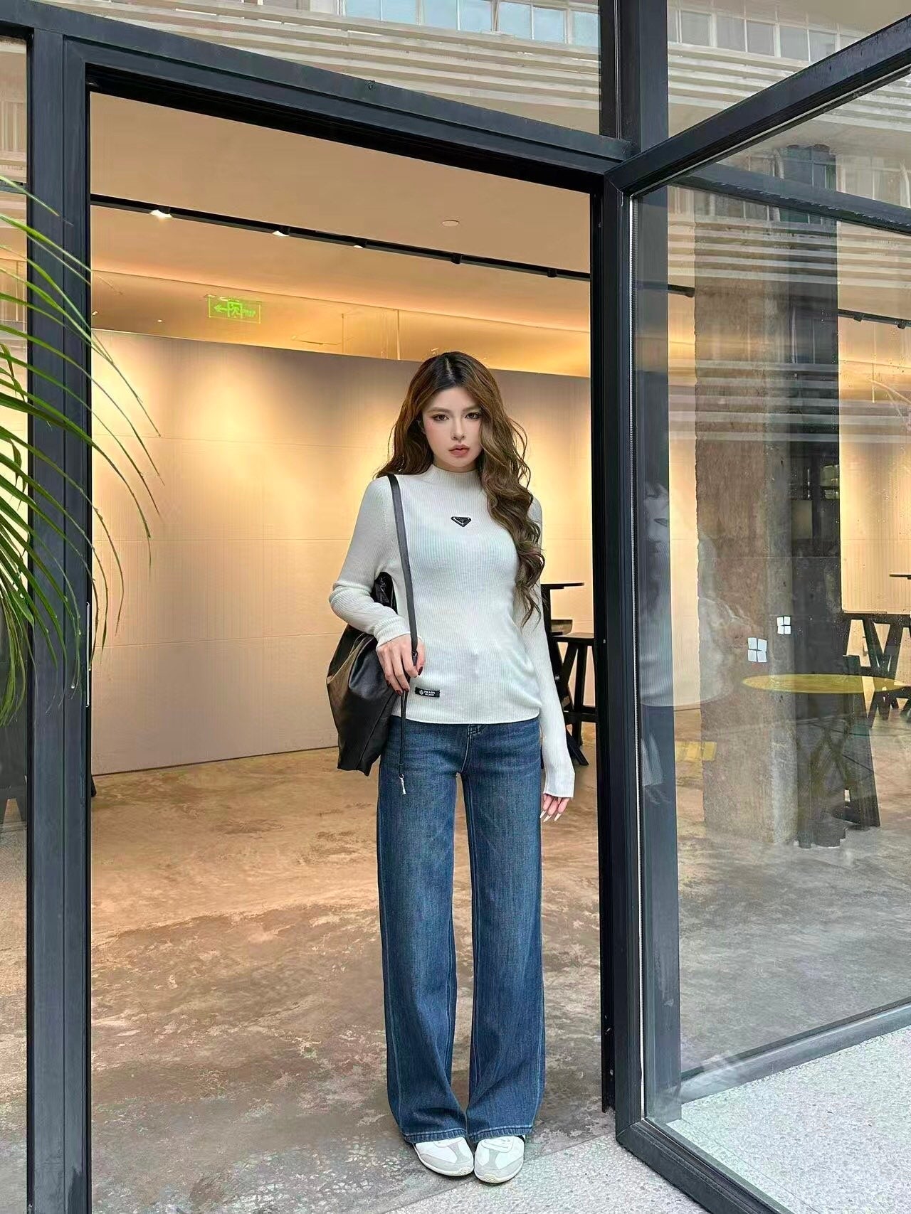 PRADA 26S STRAIGHT JEANS 585