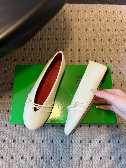BOTTEGA VENETA 26S ESPADRILLE BALLET FLATS IN WHITE LAMBSKIN