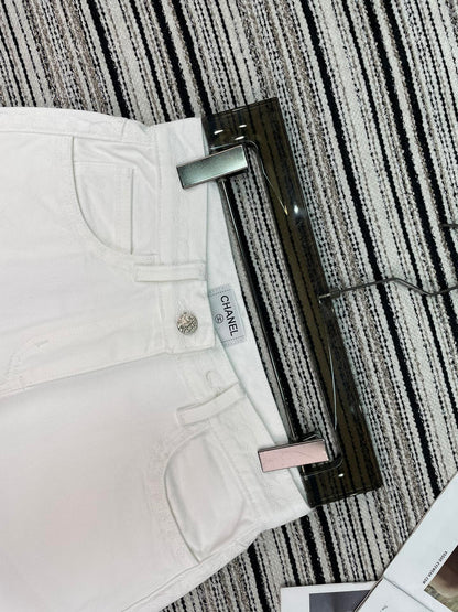 CHANEL 26S DENIM SHORTS 894