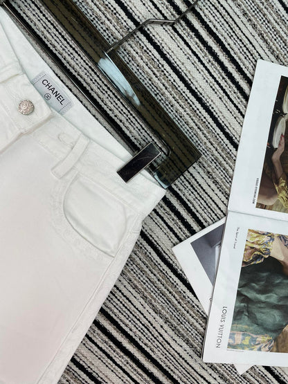 CHANEL 26S DENIM SHORTS 894