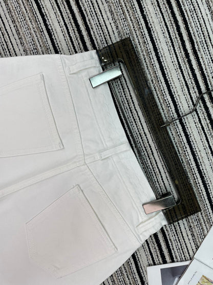 CHANEL 26S DENIM SHORTS 894