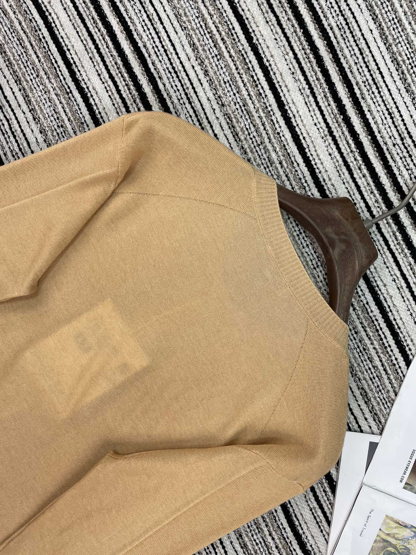 CHANEL 26S CARDIGAN 897