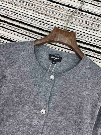 CHANEL 26S CARDIGAN 898