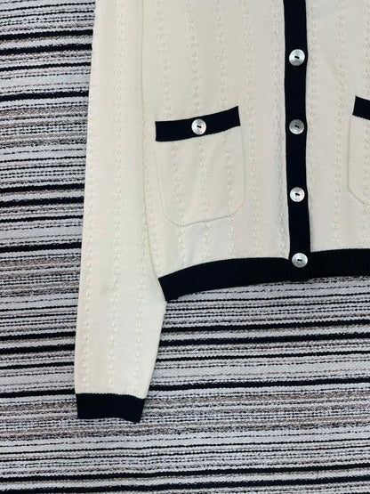 CHANEL 26S CARDIGAN 911