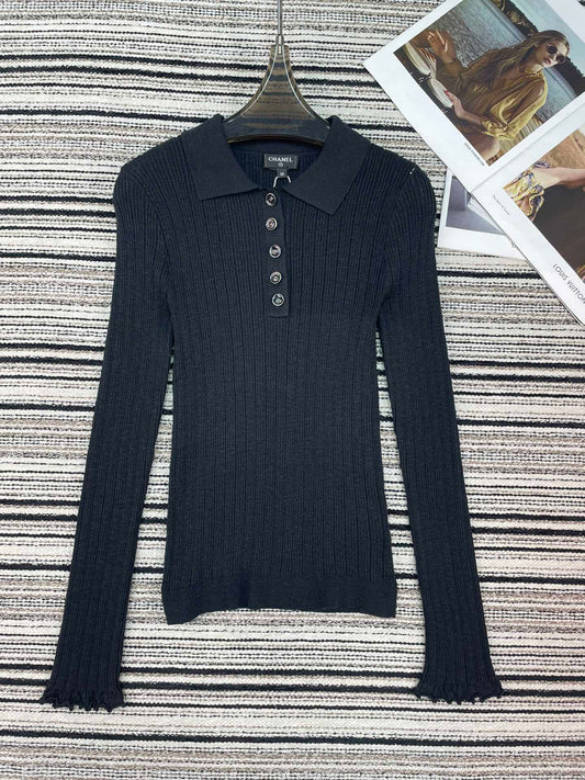 CHANEL 26S COLLARED SWEATER 899