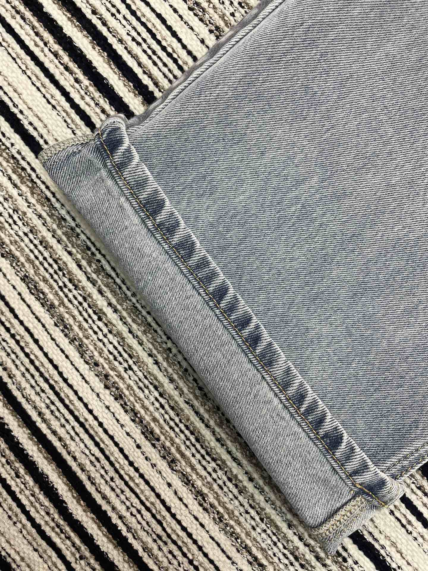 CHANEL 26S JEANS 901