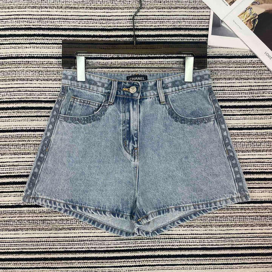 CHANEL 26S SHORTS 900