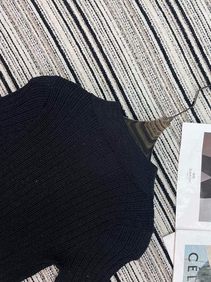 CHANEL 26S SHORT-SLEEVE POLO KNIT TOP 912