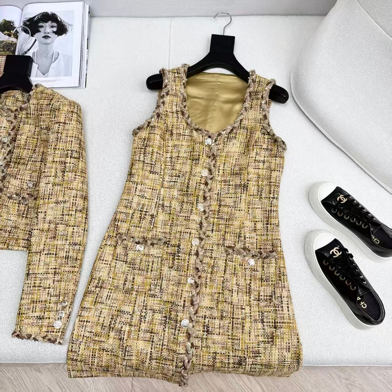 CC DRESS IN YELLOW MIX BROWN TWEED