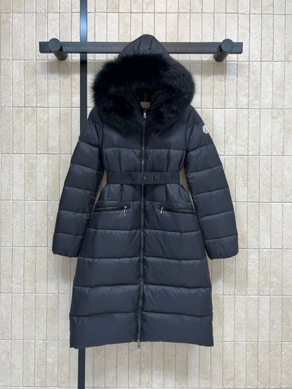 MONCLER HOODED PUFFER JACKET IN BLACK STYLE 124