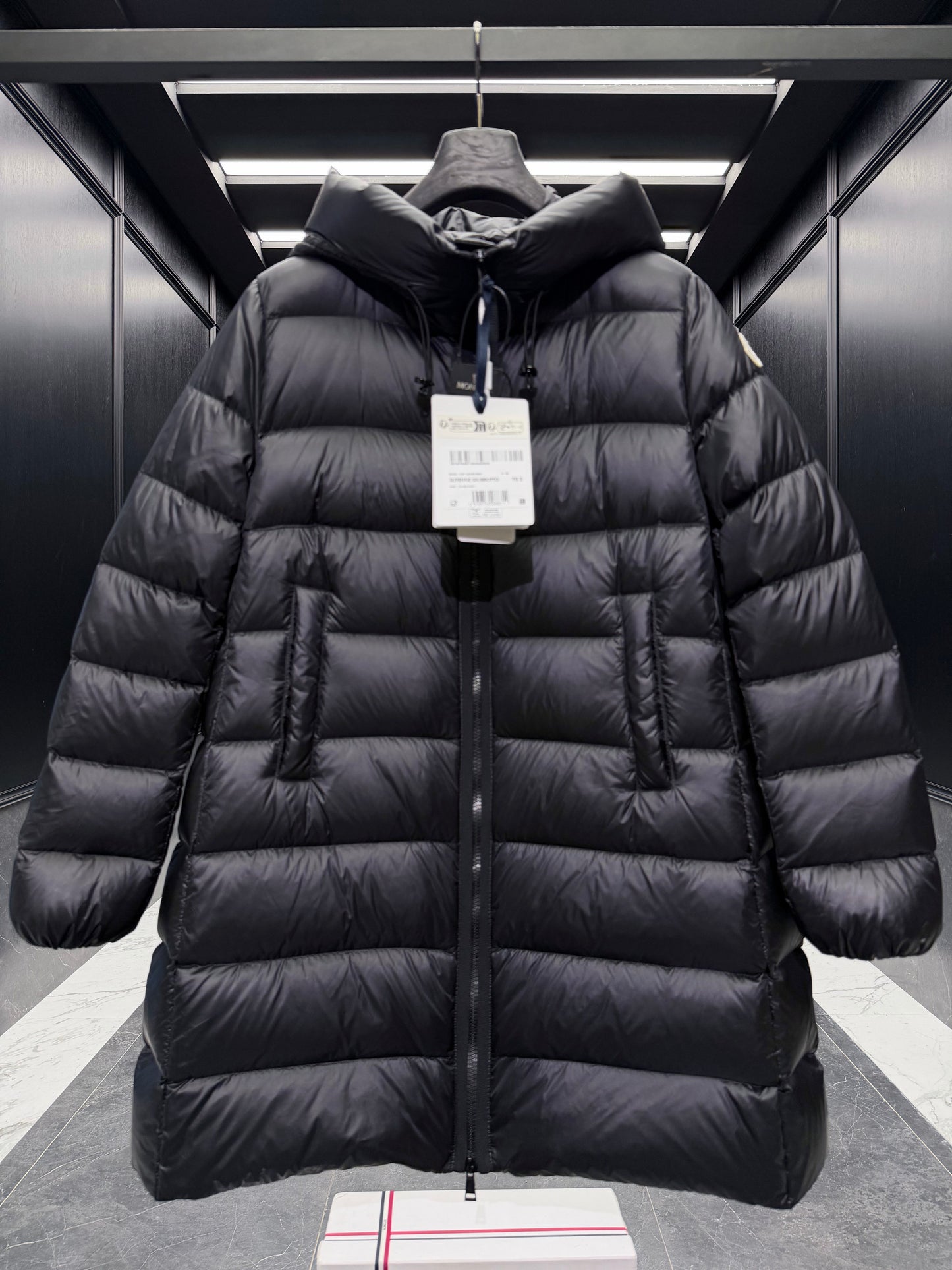 MONCLER LONG COAT 223257