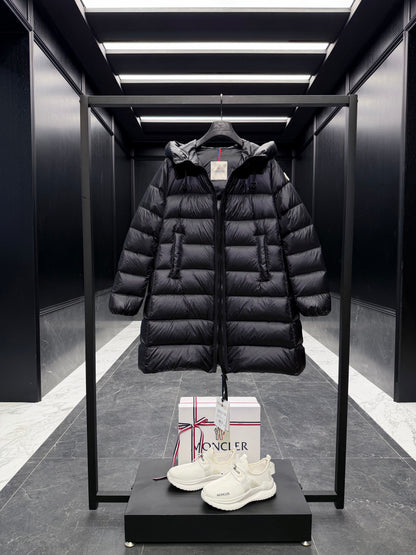 MONCLER LONG COAT 223257
