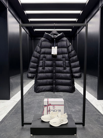 MONCLER LONG COAT 223257