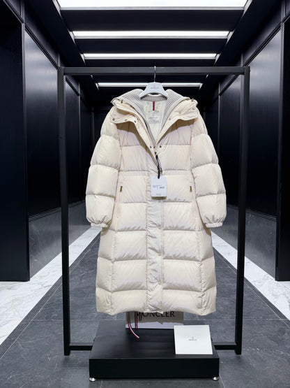 MONCLER LONG COAT 223256