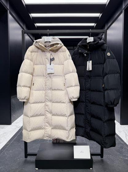MONCLER LONG COAT 223256