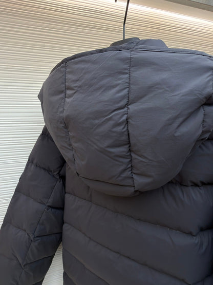 MONCLER 25S DOWN JACKET WITH DETACHABLE HOOD 250