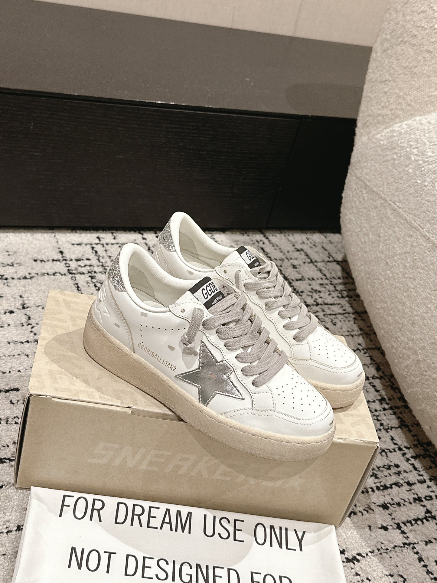 BALL STAR 2 SNEAKERS IN WHITE CALFSKIN SILVER STAR AND GLITTER HEEL TAB