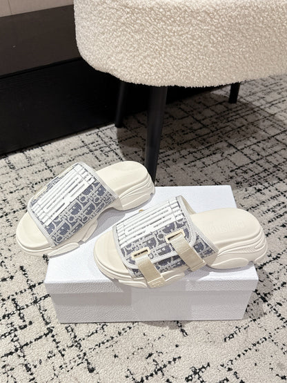 DIOR ADJUSTABLE STRAP SANDALS 25S 50 MM IN CREAM GREY FABRIC MIX WHITE CALFSKIN STYLE 3