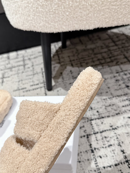 CELINE 25S SLIDES TRIOMPHE IN BIEGE SPONGE FABRIC