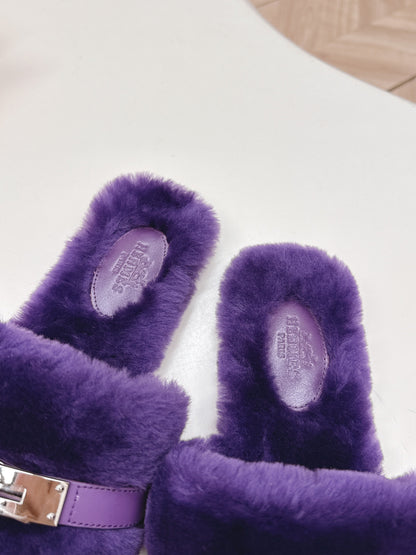 HM 25S ORAN SANDAL IN DARK PURPLE SHEARLING WITH SILVER HARDWARE