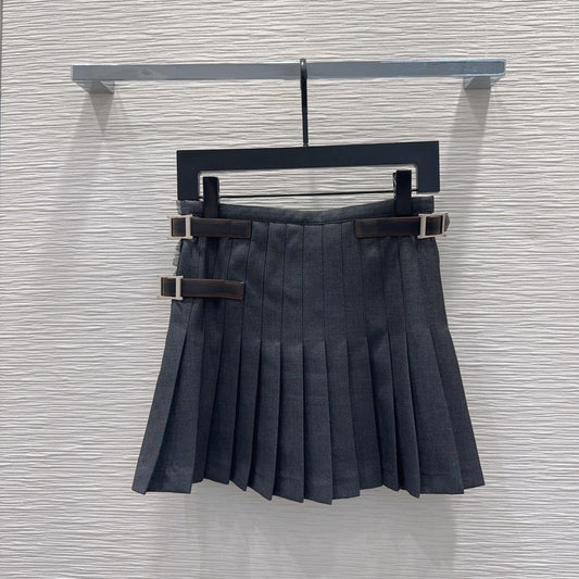 PRADA 26S PLEATED SKIRT 633
