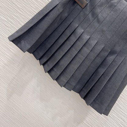 PRADA 26S PLEATED SKIRT 633