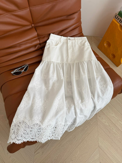 WHITE DRESS 25S WITH LACE EMBROIDERY 265759