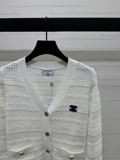 CHANEL 25S CARDIGAN STYLE 186
