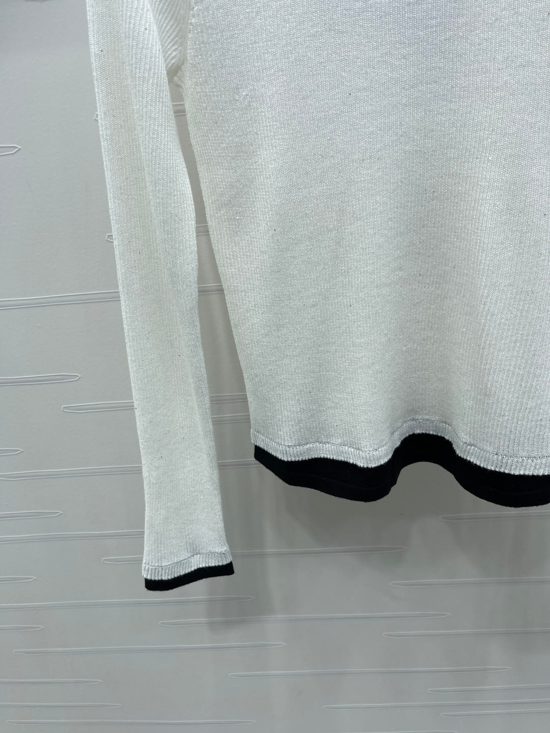 CHANEL 25S SWEATER STYLE 208