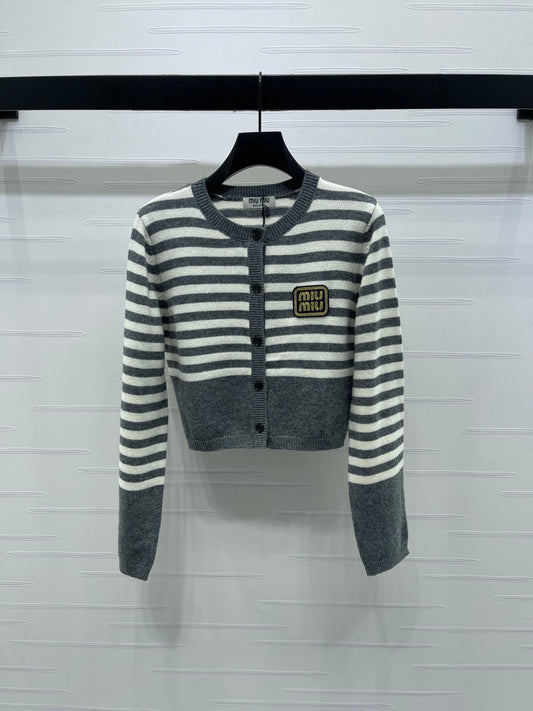 MIUMIU CARDIGAN STYLE 457