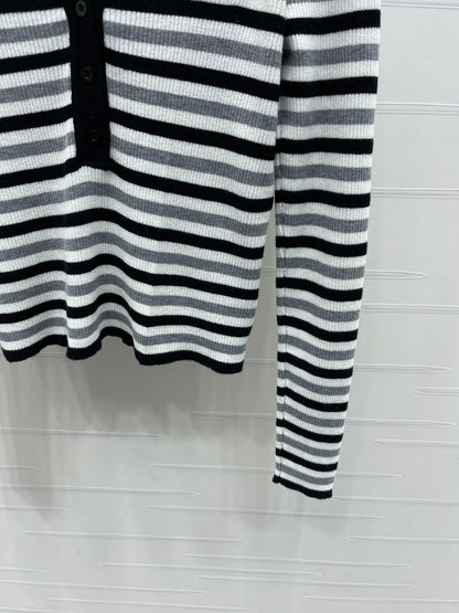 MIUMIU KNITTED SWEATER STYLE 453
