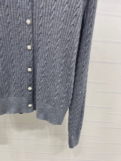 MIUMIU CARDIGAN STYLE 612