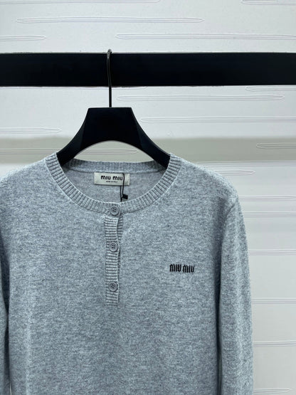 MIUMIU KNIT SWEATER STYLE 540