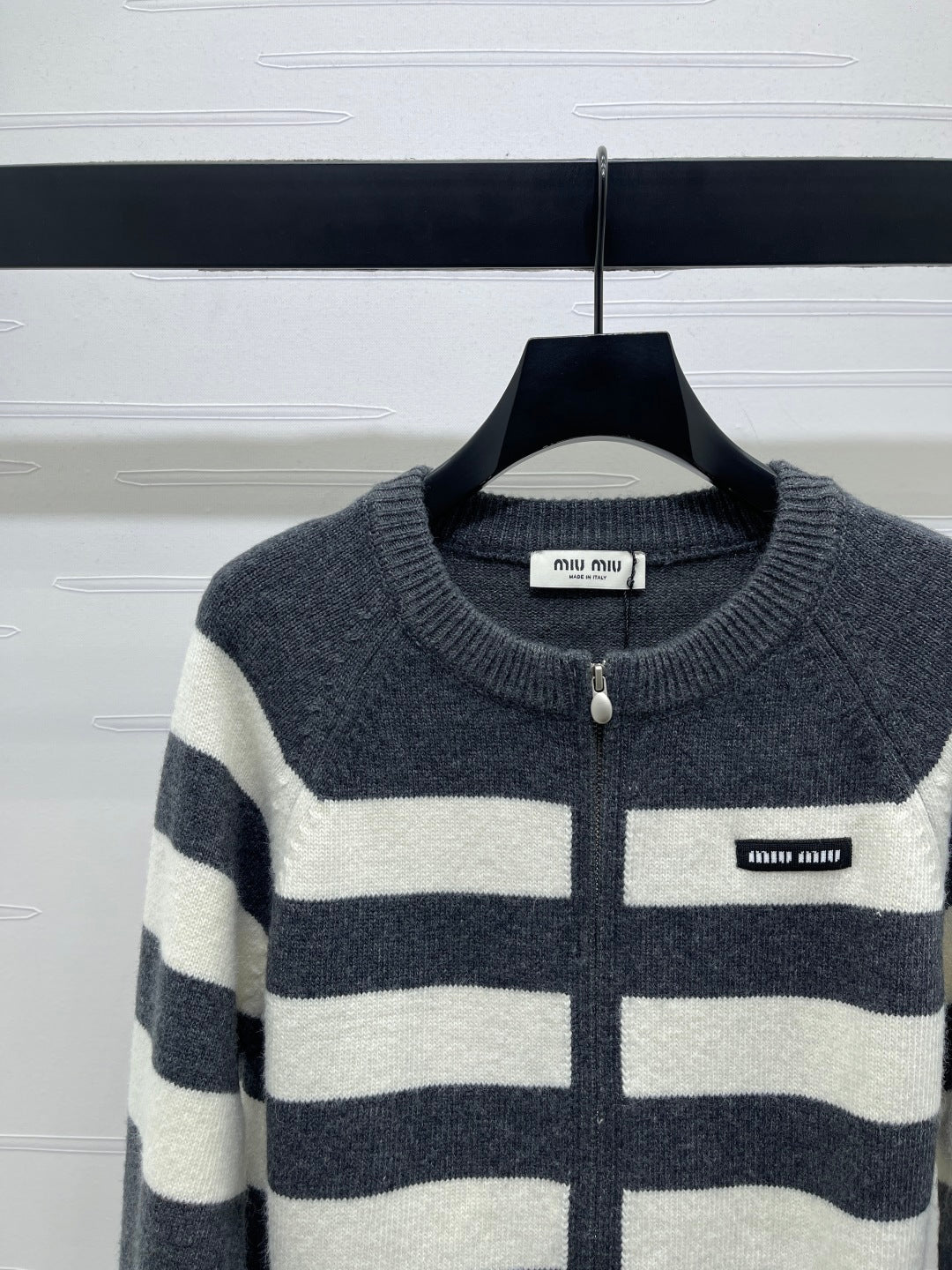 MIUMIU CARDIGAN STYLE 538