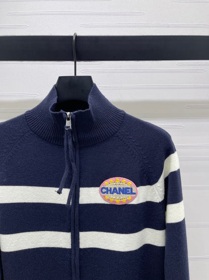 CHANEL 25S STAND-COLLAR CARDIGAN 283