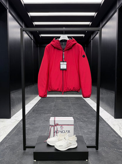 MONCLER 25S SHORT HOODED DOWN JACKET 248