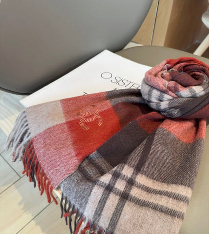 CHANEL 25S SCARF 180 IN CASHMERE 931361