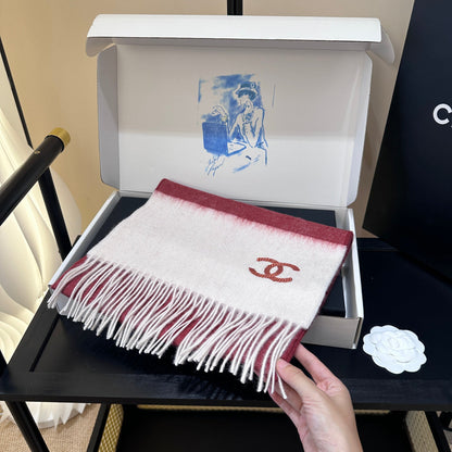 CHANEL 25S SCARF 180 IN CASHMERE 989816