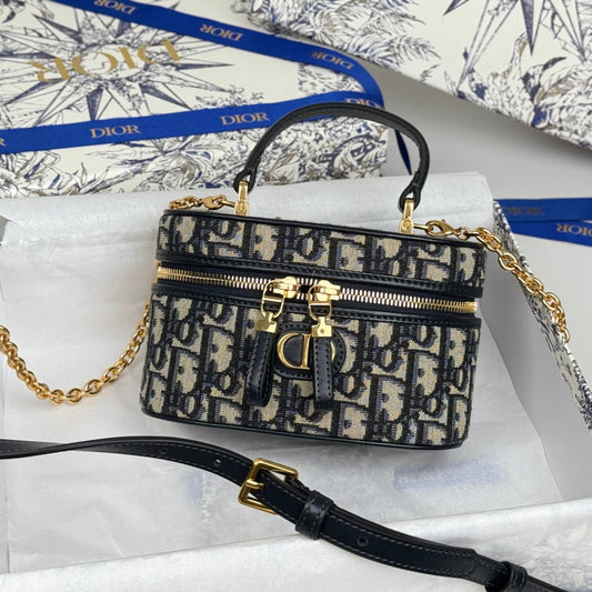 DIOR 25S 30 MONTAIGNE MINI VANITY CASE 16 IN BLUE DIOR OBLIQUE JACQUARD CANVAS