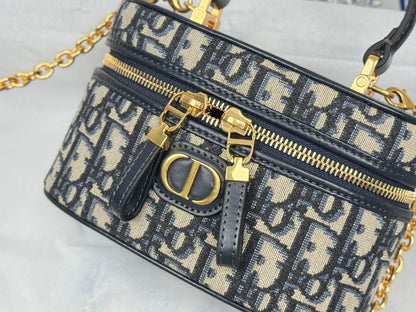 DIOR 25S 30 MONTAIGNE MINI VANITY CASE 16 IN BLUE DIOR OBLIQUE JACQUARD CANVAS