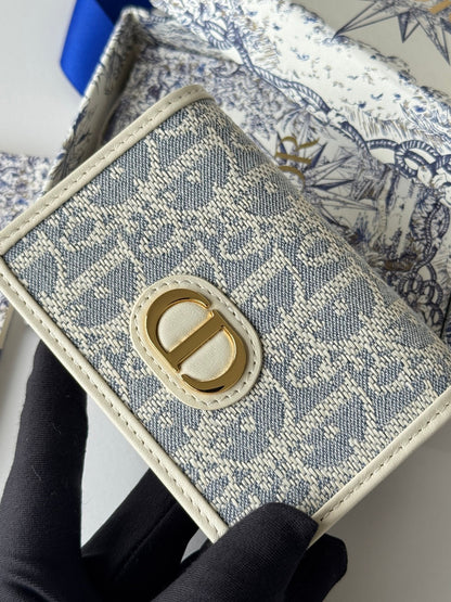 DIOR 25S CARO CARD HOLDER 11 IN LIGHT BLUE CALFSKIN AND CANVAS GOLD HARDWARE