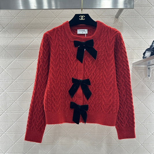 CHANEL 26S CARDIGAN 699