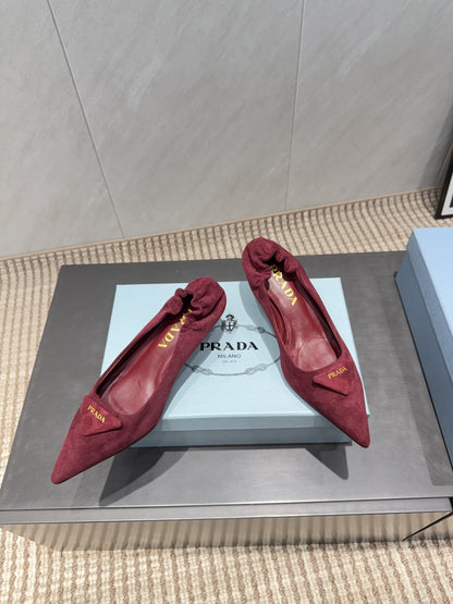 PRADA 26S PUMPS 55MM IN DARK RED SUEDE WITH LOGO