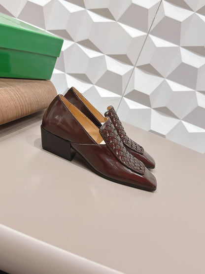 BOTTEGA VENETA 26S VENTURA LOAFERS 40 MM IN BROWN INTRECCIATO CALFSKIN