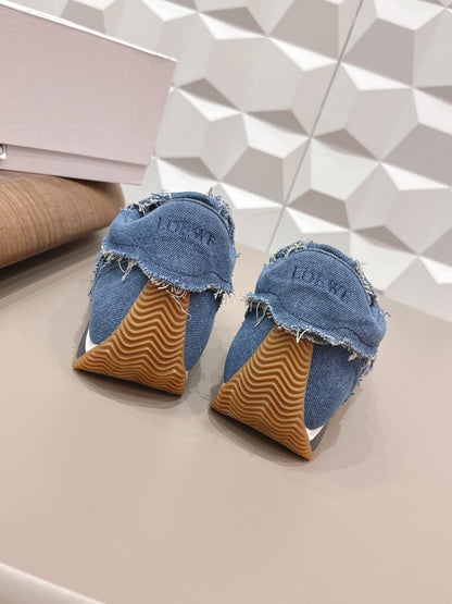 LOEWE 26S FLOW RUNNER SNEAKER IN BLUE DENIM