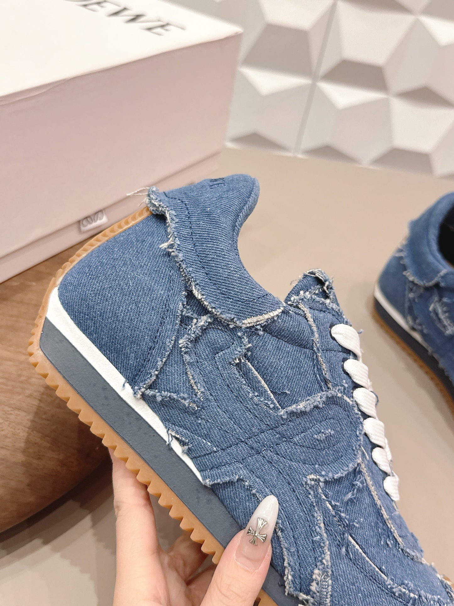 LOEWE 26S FLOW RUNNER SNEAKER IN BLUE DENIM