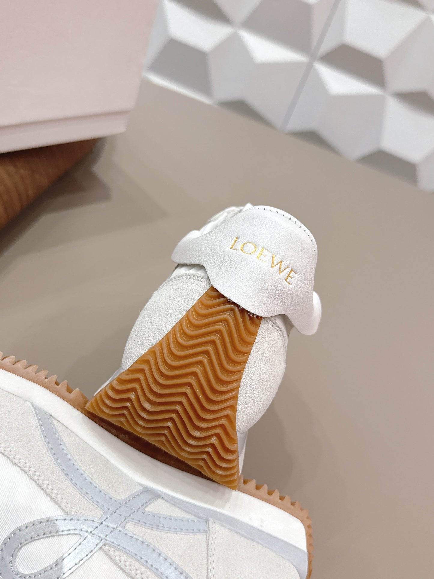 LOEWE 26S FLOW RUNNER SNEAKER IN LIGHT GRAY SUEDE AND WHITE CALFSKIN