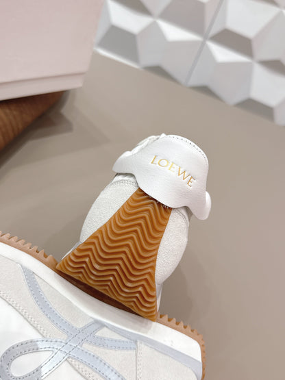 LOEWE 26S FLOW RUNNER SNEAKER IN LIGHT GRAY SUEDE AND WHITE CALFSKIN