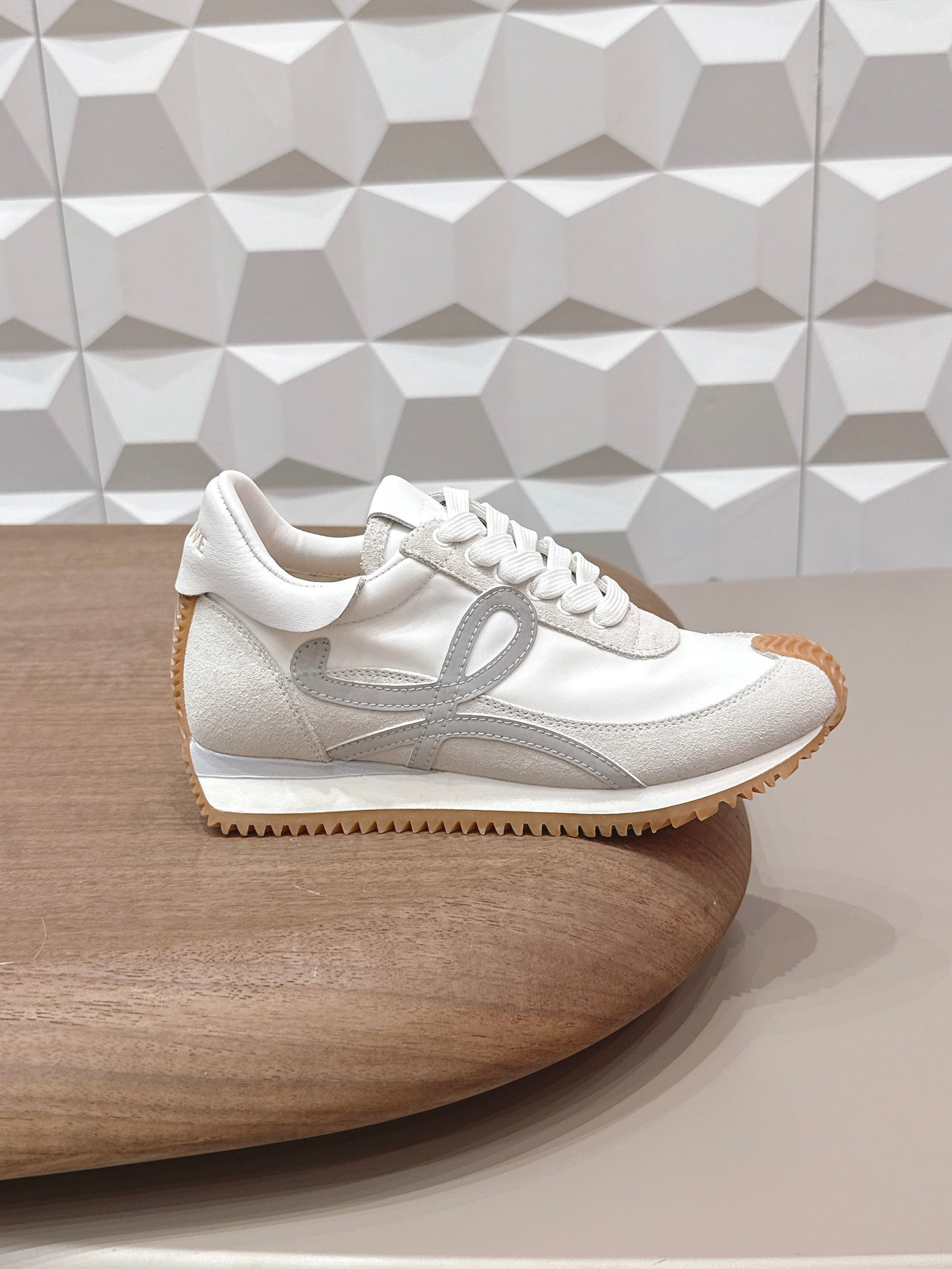 LOEWE 26S FLOW RUNNER SNEAKER IN LIGHT GRAY SUEDE AND WHITE CALFSKIN